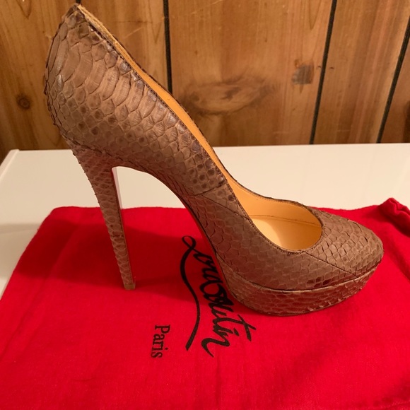 Christian Louboutin - Picture 1 of 4
